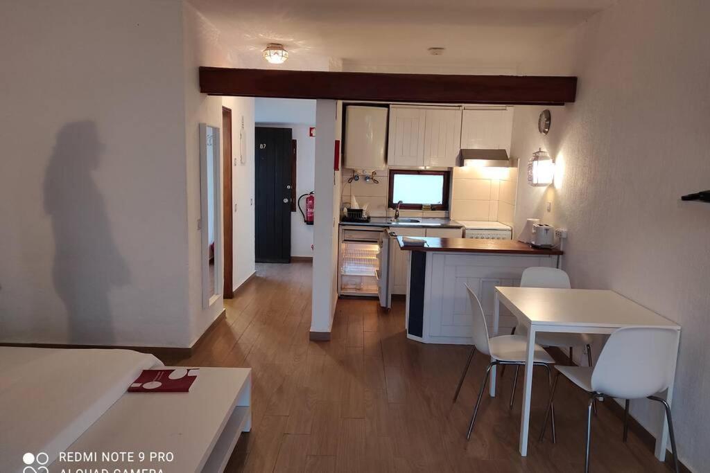 Fabulous Sea View Studio Near Old Town אלבופיירה מראה חיצוני תמונה